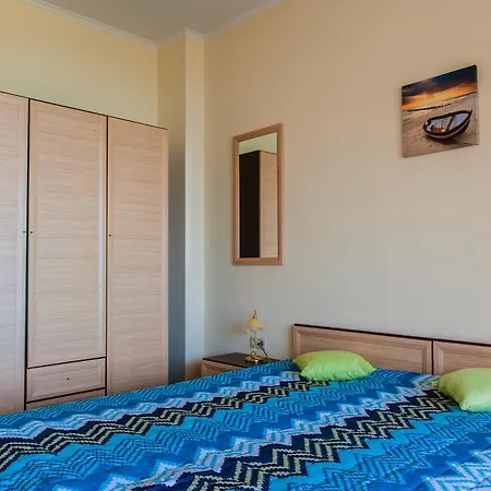 Bendita Mare Golden Sands